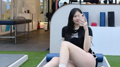 몸매 미쳤다 모여보라구~