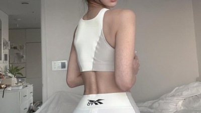 운동녀 뒷태