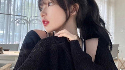 청순하게 생겼는데 색기 있음